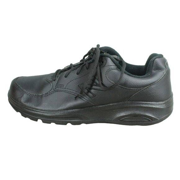 New Balance 674 Men’s Black Leather Walking Sneakers Size 8.5 EE - Picture 1 of 10